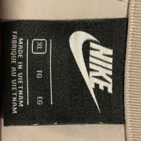 NIKE rain coat size XL - Picture 8 of 14